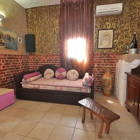 Old Dream Appartement Parabita
